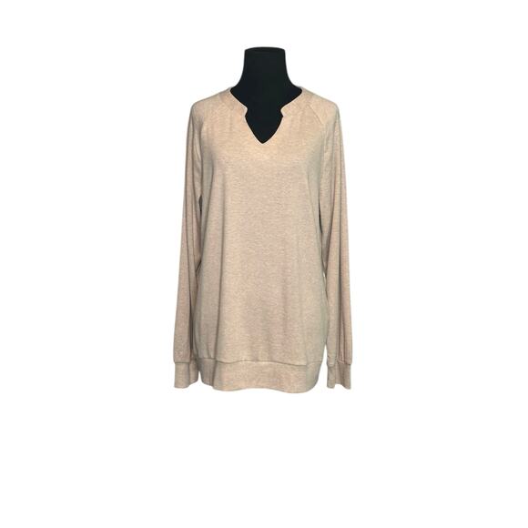 Beige long sleeves relax pullover top size Large - Picture 4 of 9